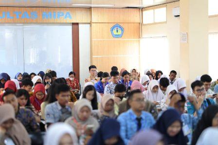 FMIPA Unila Adakan Osamakom 2025